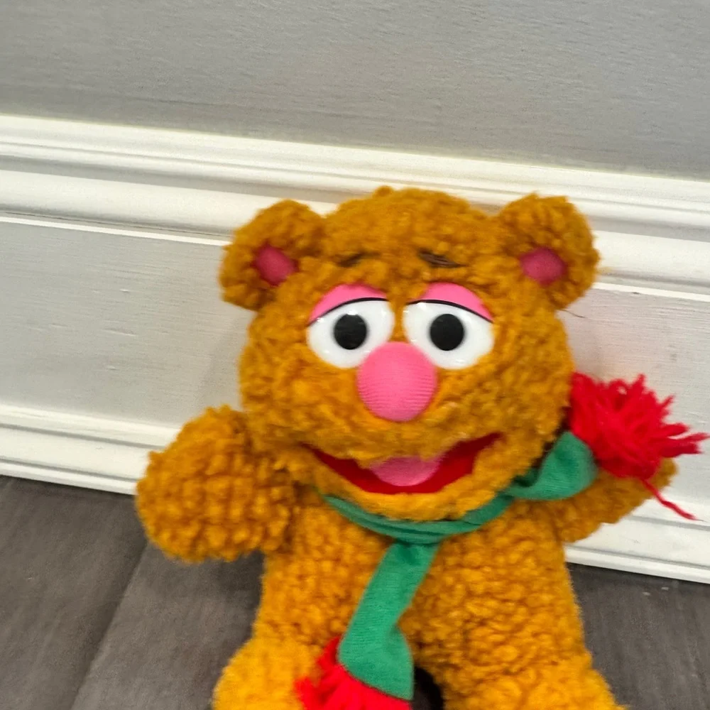 VINTAGE 1987 The Muppets Christmas Fozzi Bear Stuffed Animal Plush Green Scarf - Picture 3 of 6